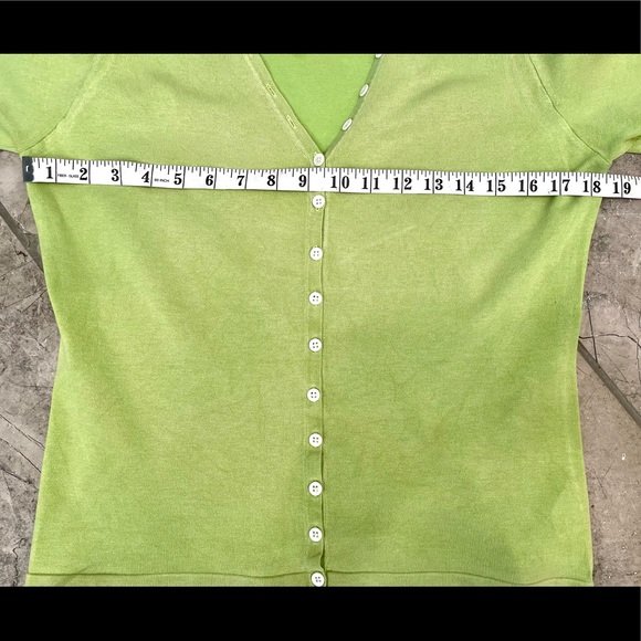 Lilly Pulitzer 🌸 Cardigan 🌼 - Picture 4 of 13